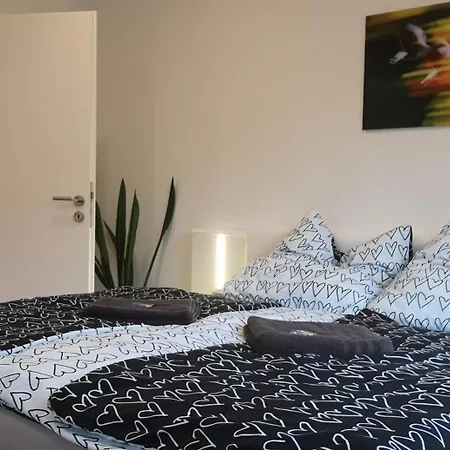 Niederwald Apartman *